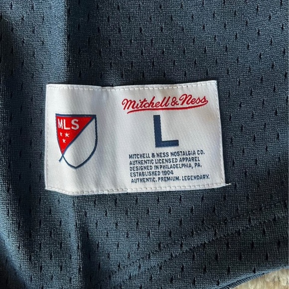 Philadelphia union Mitchell & Ness Navy Mesh Apparel - Picture 2 of 4